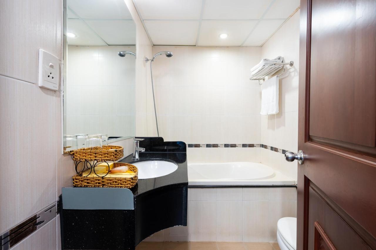 Lucasta Saigon Hotel Ho Şi Min Dış mekan fotoğraf